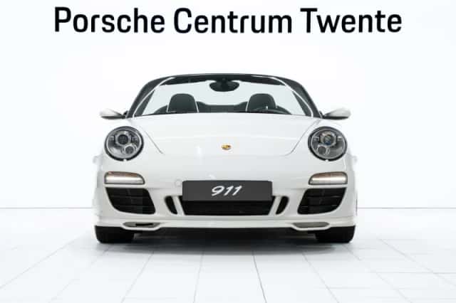 Porsche 911 (2012) thumbnail 2