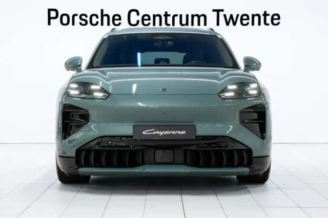 Porsche Cayenne (2026) thumbnail 2