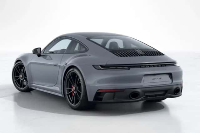 Porsche 911 (2024) thumbnail 3