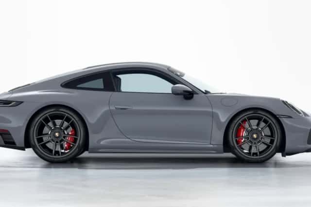 Porsche 911 (2024) thumbnail 5