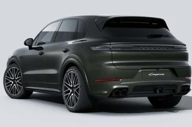 Porsche Cayenne (2026) thumbnail 3