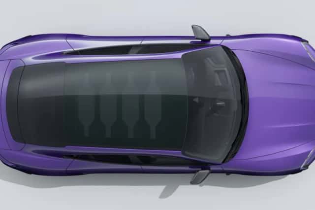 Porsche Taycan (2024) thumbnail 5