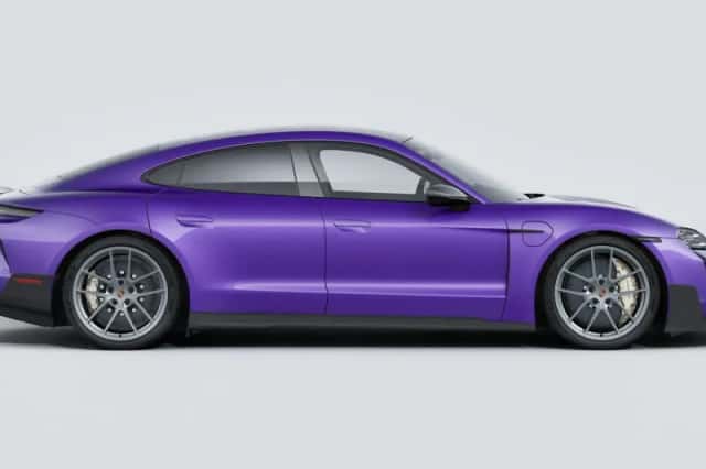 Porsche Taycan (2024) thumbnail 6