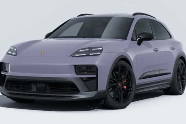 Porsche Macan (2026) thumbnail 1