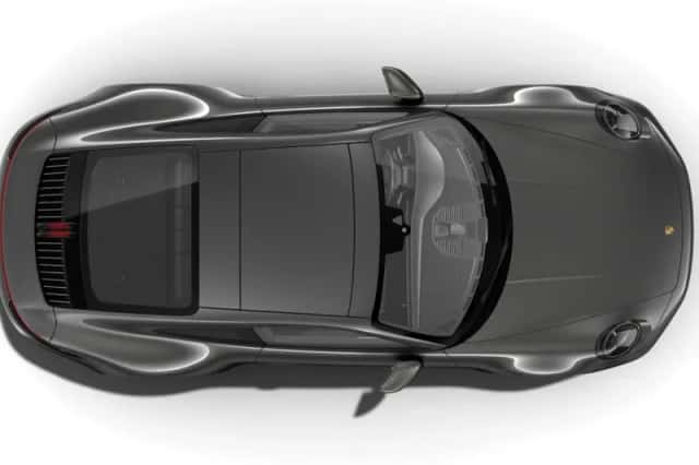 Porsche 911 (2021) thumbnail 4
