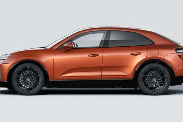 Porsche Macan (2025) thumbnail 3