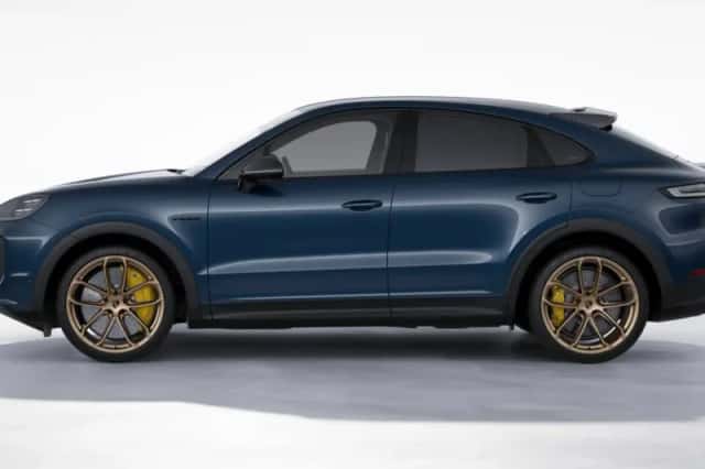Porsche Cayenne (2024) thumbnail 3