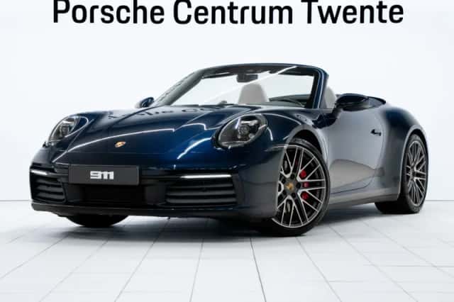 Porsche 911 (2021) thumbnail 1