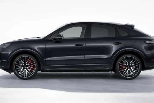 Porsche Cayenne (2024) thumbnail 3