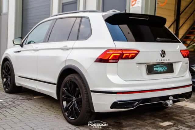 Volkswagen Tiguan (2023) thumbnail 4