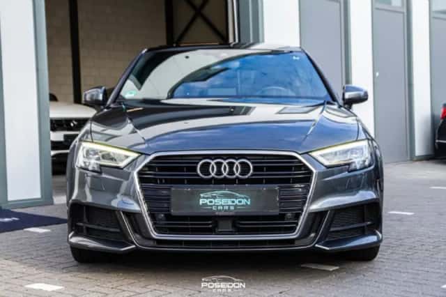Audi A3 (2016) thumbnail 2