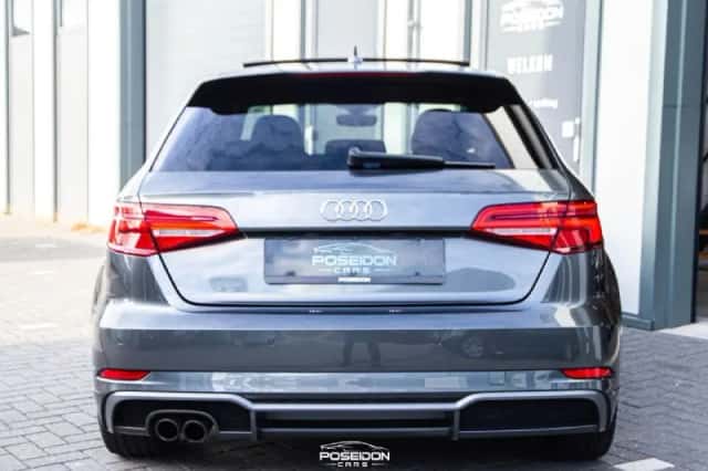 Audi A3 (2016) thumbnail 5