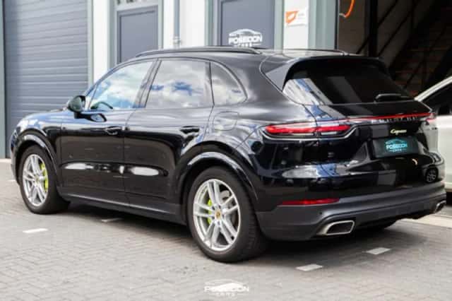 Porsche Cayenne (2019) thumbnail 4