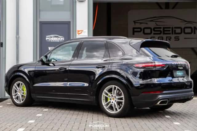 Porsche Cayenne (2019) thumbnail 6