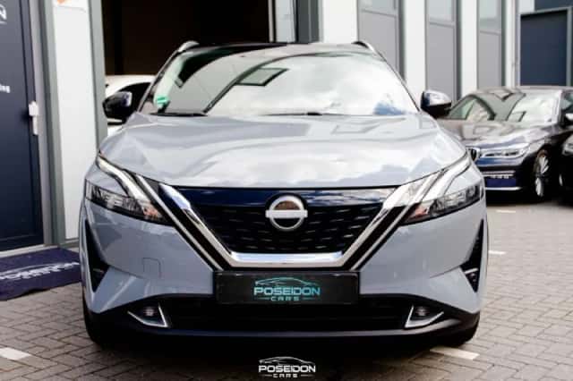 Nissan Qashqai (2023) thumbnail 2