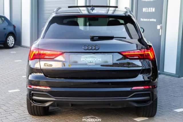 Audi Q3 (2022) thumbnail 5
