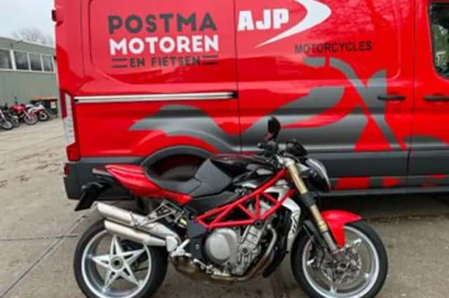 MV AGUSTA BRUTALE (2006) thumbnail 1