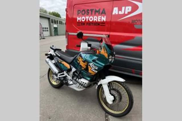 Honda XRV (1995) thumbnail 2