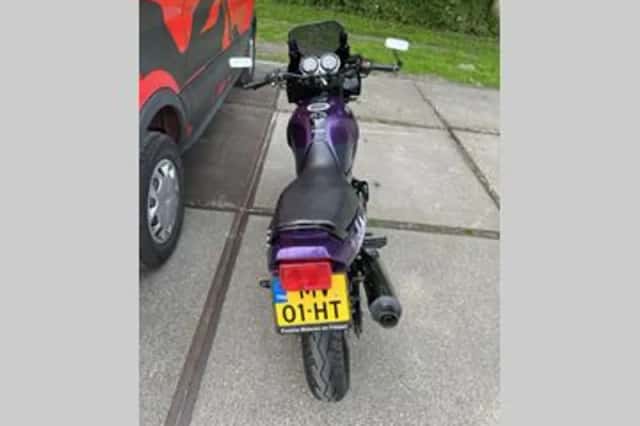 Suzuki GS (1996) thumbnail 5