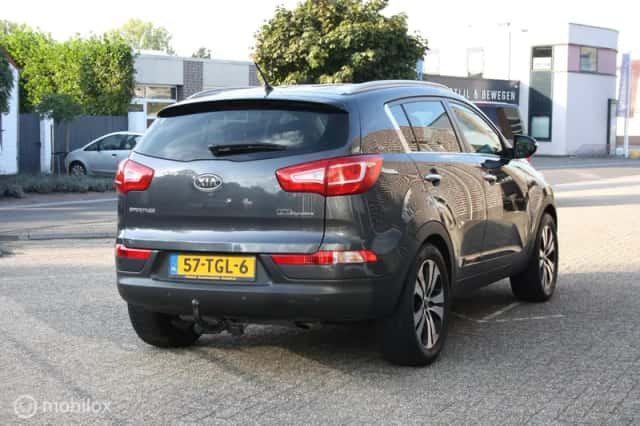 Kia Sportage (2012) thumbnail 4