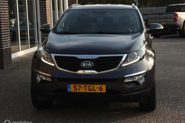 Kia Sportage (2012) thumbnail 6