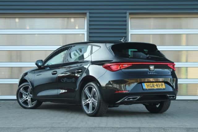 SEAT Leon (2025) thumbnail 11