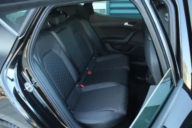 SEAT Leon (2025) thumbnail 16