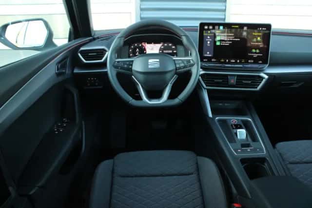 SEAT Leon (2025) thumbnail 20