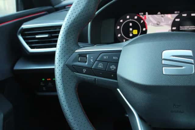 SEAT Leon (2025) thumbnail 22