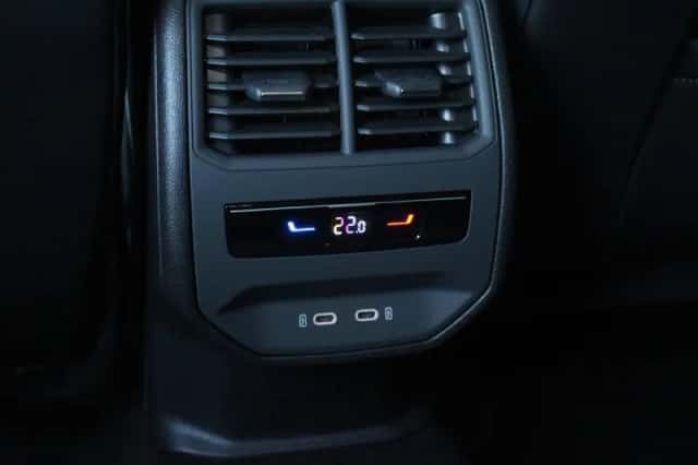 SEAT Leon (2025) thumbnail 29