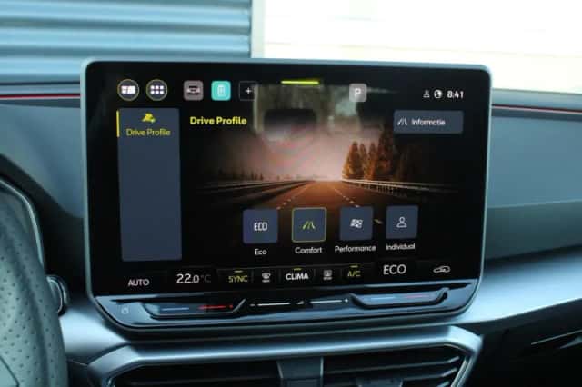 SEAT Leon (2025) thumbnail 42