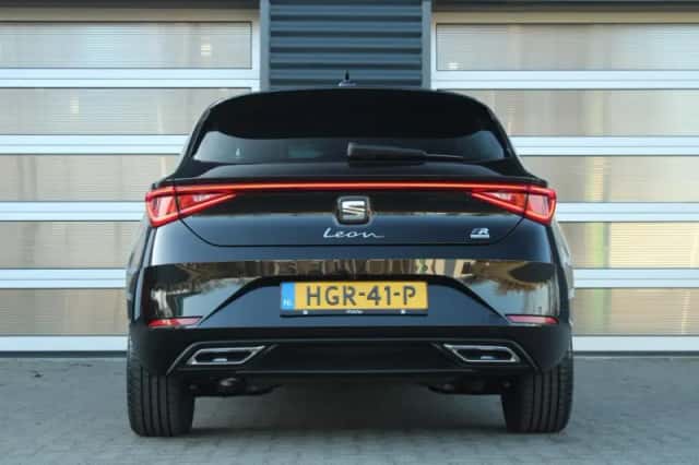 SEAT Leon (2025) thumbnail 9