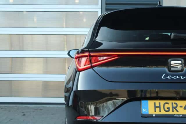 SEAT Leon (2025) thumbnail 10