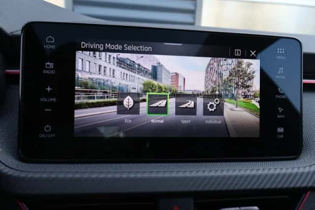 Škoda Kamiq (2025) thumbnail 69