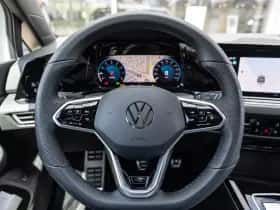 Volkswagen Golf (2024) thumbnail 20
