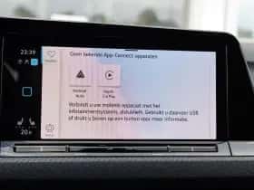 Volkswagen Golf (2024) thumbnail 40