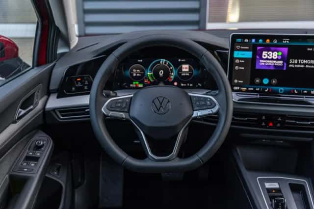 Volkswagen Golf (2026) thumbnail 24