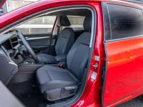 Volkswagen Golf (2026) thumbnail 4