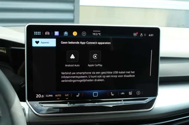Volkswagen Golf (2025) thumbnail 26