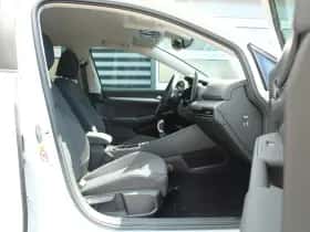 Volkswagen Golf (2025) thumbnail 31