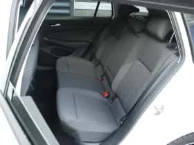 Volkswagen Golf (2025) thumbnail 35