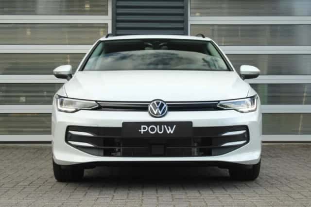 Volkswagen Golf (2025) thumbnail 6