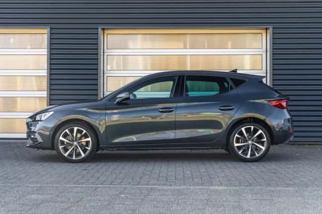 SEAT Leon (2026) thumbnail 13