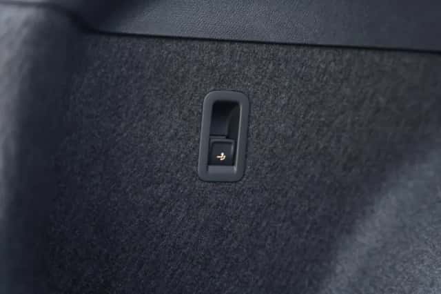 SEAT Leon (2026) thumbnail 23
