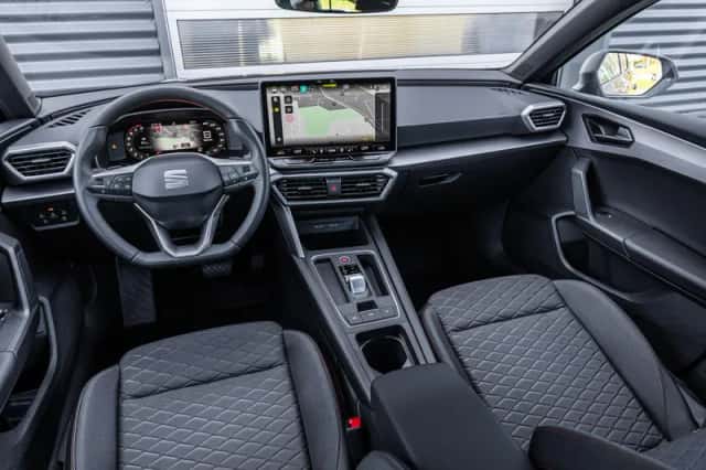 SEAT Leon (2026) thumbnail 24