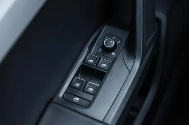 SEAT Leon (2026) thumbnail 31