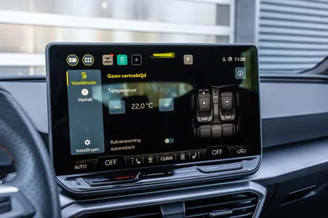 SEAT Leon (2026) thumbnail 45