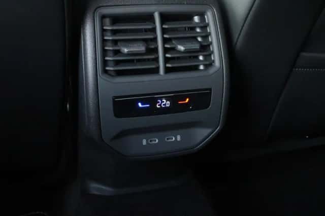 SEAT Leon Sportstourer (2025) thumbnail 31