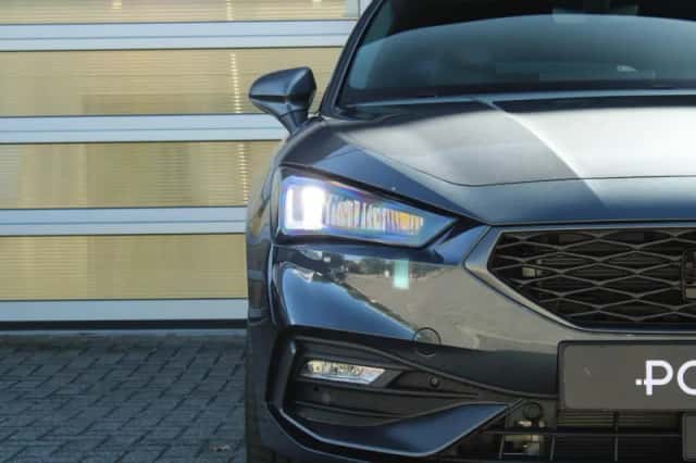SEAT Leon Sportstourer (2025) thumbnail 7