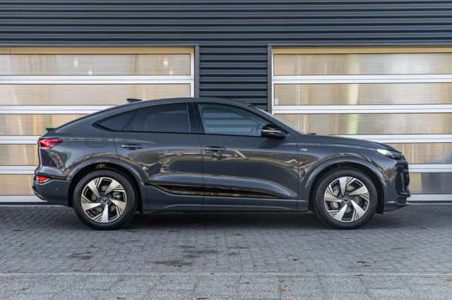 Audi Q6 (2026) thumbnail 3